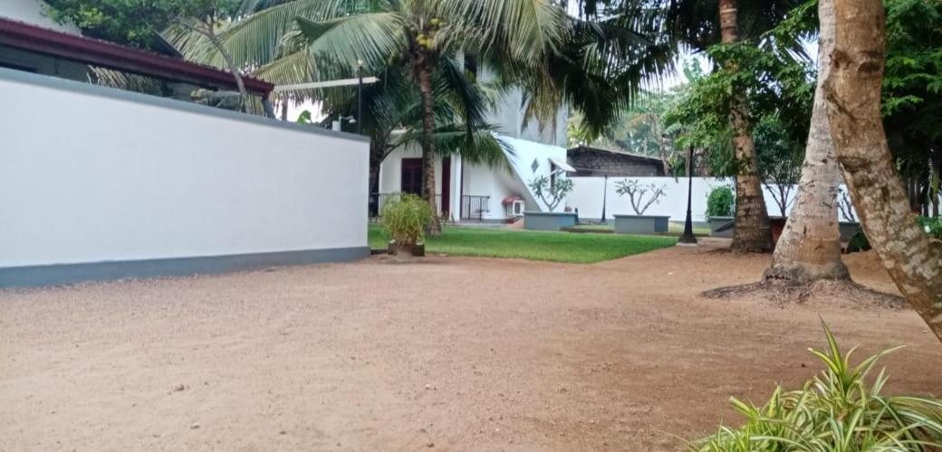 Conch Villa Kalutara Exterior photo